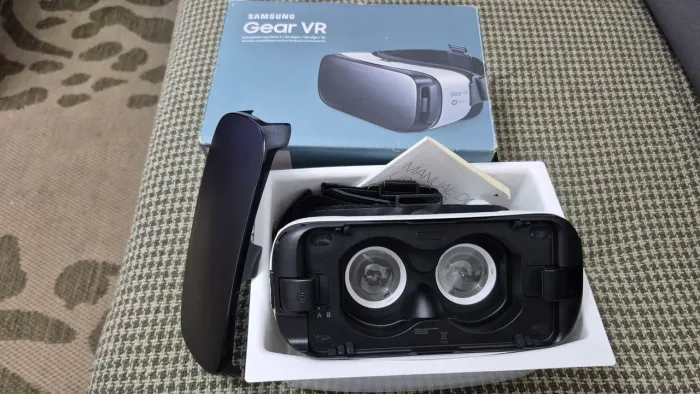 SAMSUNG GEAR VR (antigo)