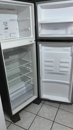 geladeira Consul Frost Free Duplex 450 Litros Inox com painel touch