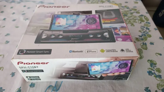 Rádio Pioneer SPH-C10BT