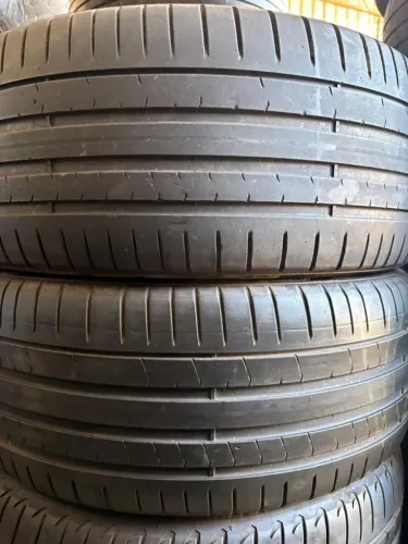 Pneu 255/40/21 Pirelli