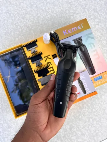 Máquina de acabamentos Profissional e barbear Kemei 2299 novo na caixa