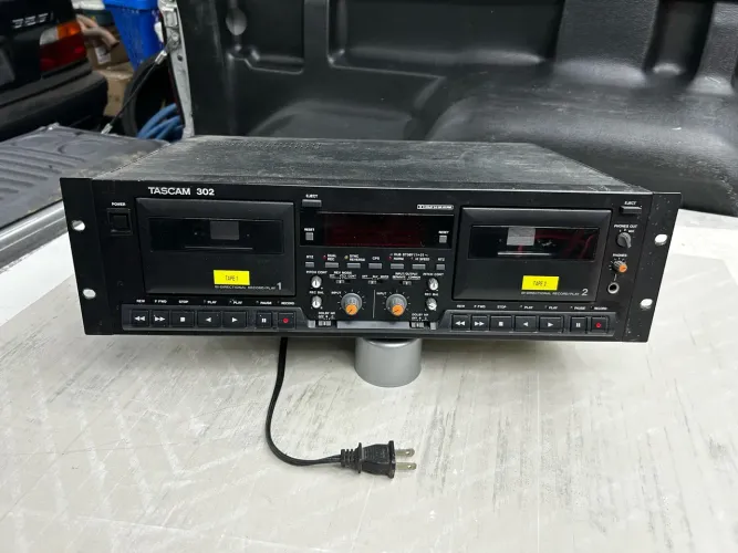 Tascam 302 Cassete Deck