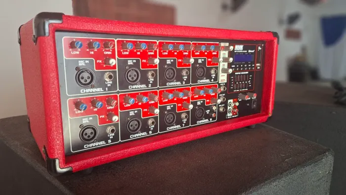 Mesa Amplificada Novik NVK 8500 BT