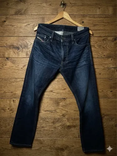 Calça diesel thavar (em perfeitas condições)
