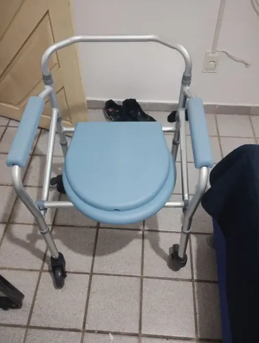 Cadeira de banho nunca usada