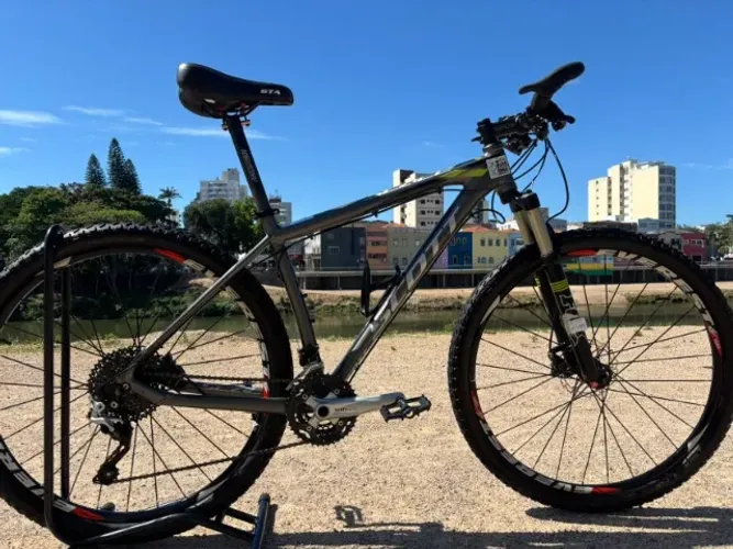 Bicicleta Seminova A29 Scott Scale Deore XT 30v Cinza