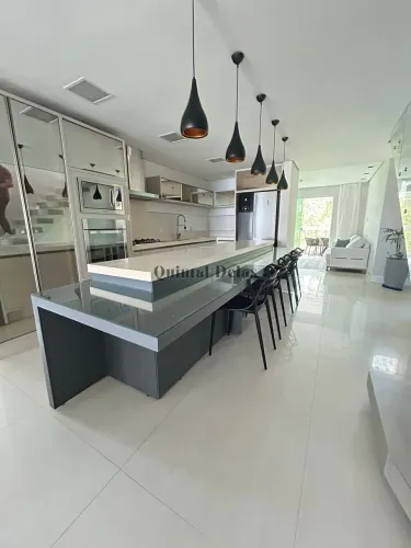 Apartamento para alugar no bairro Cabeçudas - Itajaí/SC