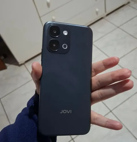 Smartphone Jovi Y31 novíssimo 