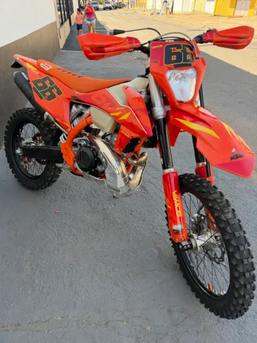 KTM 300 EXC 2023 204horas Moto Extra 