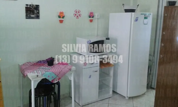 Temporada-sala living aconchegante-Nova Ponta da Praia com Aquário de Santos