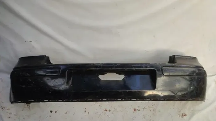 Parachoque Traseiro Vw Golf Sapão Preto 1999/2006 c/ detalhe