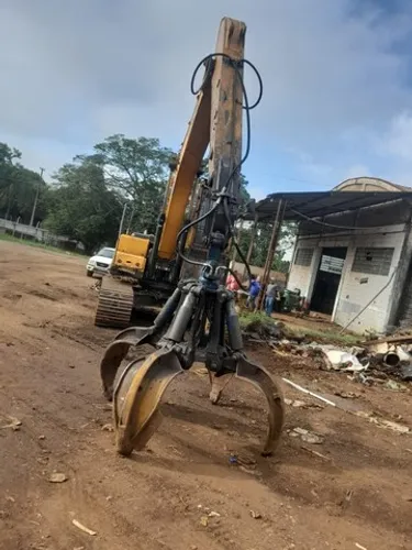 escavadeira hyundai 2014 com garra sucateira chb gabine alta