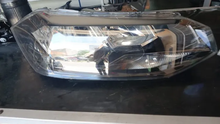 Polo ou virtus 2019 farol direito Farol direito