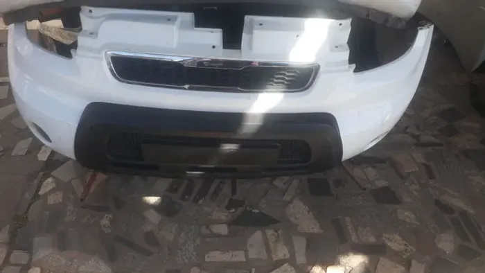 Kia soul ano 2014 parachoque dianteiro completo original