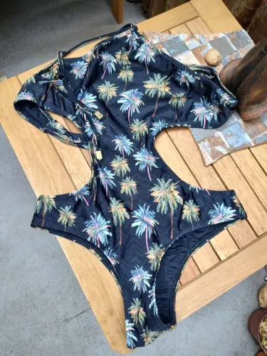 Maiô feminino - marca Liquido
