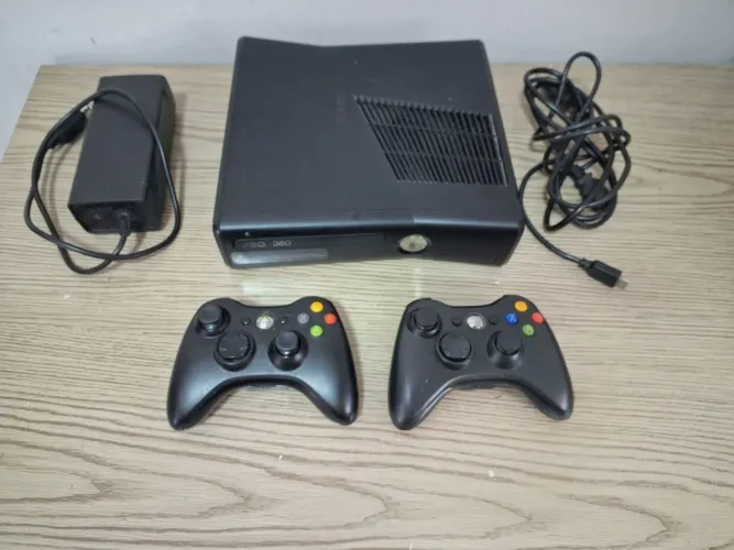 Promoção Xbox 360 Destravado 02 Controles( ACEITO CREDISHOP)