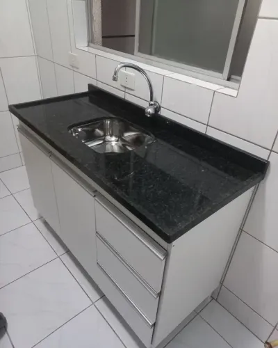 Tampo de granito ( armário não incluso)