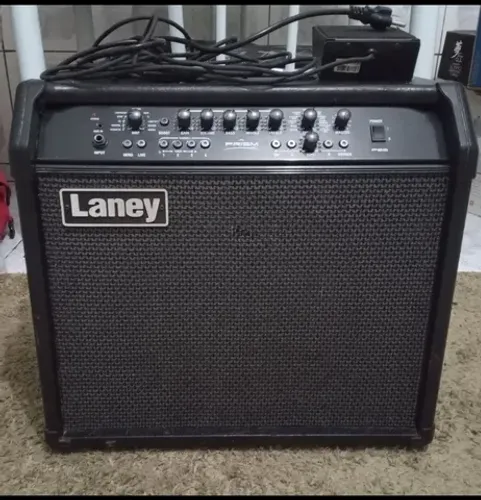 Amplificador Laney Prism P65 Celestion 80