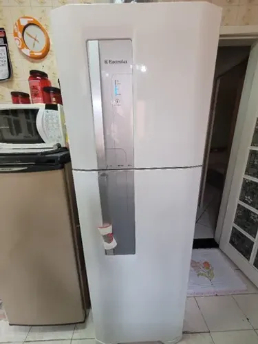 Geladeira Electrolux DF42 