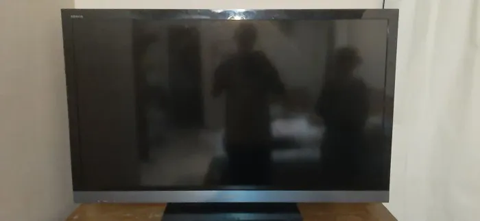 TV LCD 46 polegadas Sony COM DEFEITO