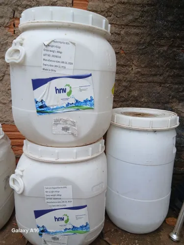 Tambores 50 litros com tampa 