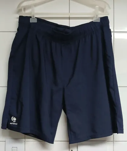 Bermuda Esportiva Artengo 2 em 1 Para Tênis Tamanho G<br>