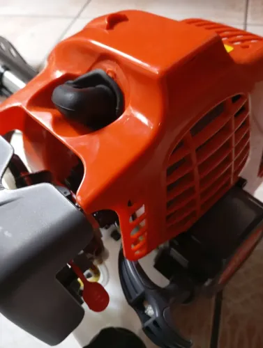 Roçadeira a Gasolina ry 52 gasolina