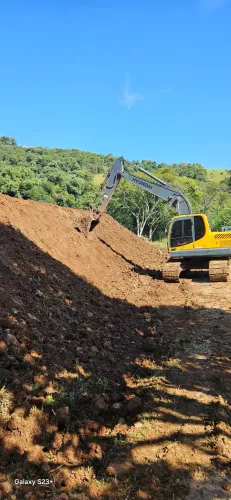 Escavadeira hunday 180 r 2018