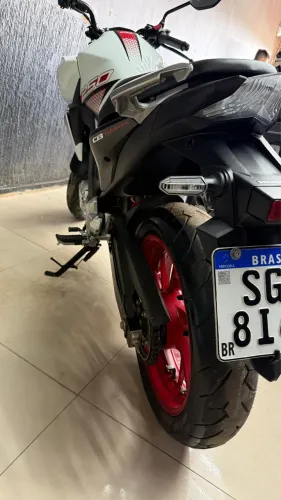 Vendo ou troco por biz 