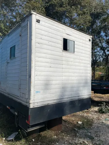 Módulo com Carroceria 