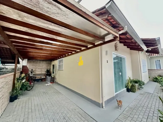 Casa à venda no bairro Araponguinhas - Timbó/SC