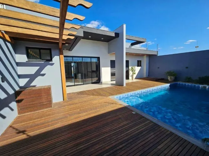 Casa Residencial 3 quartos à venda no Bairro VILA INDUSTRIAL em TOLEDO por R$ 1.960.000,00