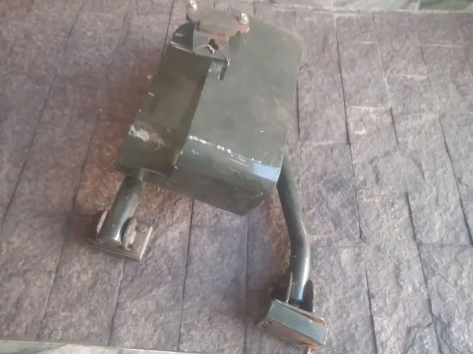 Suporte tanque combustível jeep 