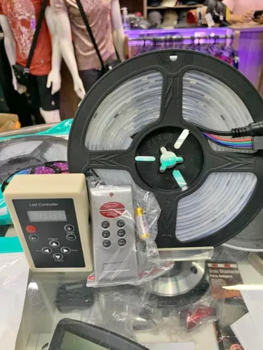 Fita Led Digital Ws2811 6803 Rgb Ip67 366 Efeitos, ja vai com fonte 12v (mult Colorida)