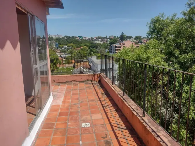 COBERTURA de um dorm. junto ao NACIONAL ed PANVEL ,Teresópolis - Porto Alegre/RS