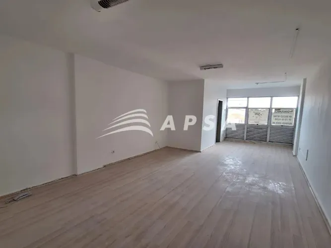 EXCELENTE SALA COMERCIAL EM CASCADURA EXCELENTE OPORTUNIDADE PARA TRAZER O SEU NEGÓCIO ESS