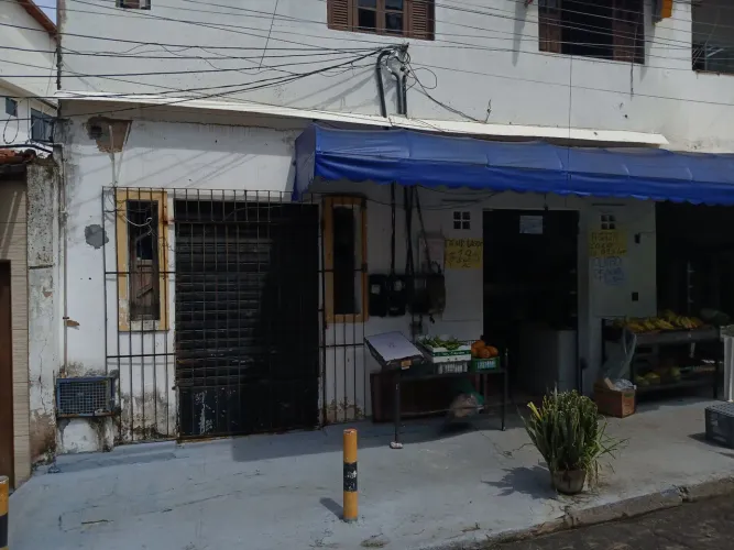 Itapuã - Vendo excelente loja 90m2 - Renda garantida.