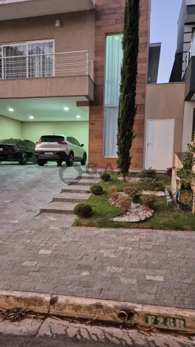 Casa de alto padrão em condomínio à venda em Sorocaba-SP, Jardim Gramados: 3 quartos, 2 su