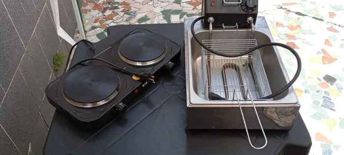 Fogão elétrico e Fritadeira elétrica