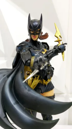 Batgirl Original Play Arts Kai Batman Dc Variant