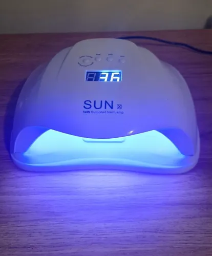 Cabine de secar esmalte em gel e brindes