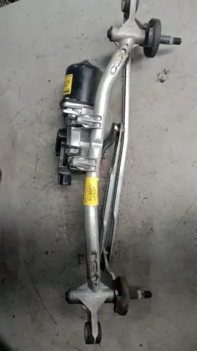 Motor limpador de parabrisa HB20 com galhada
