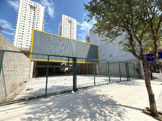 Investimento! Vendo Imóvel Comercial em Santa Helena com 360m² e 8 Vagas - R$ 5.200.000