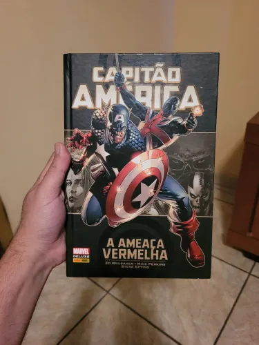 Capitão América: A Ameaça Vermelha - Edição Deluxe