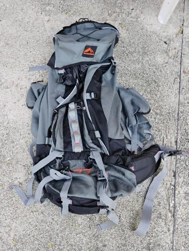 Mochila Cargueira Trilhas e Rumos 77lts