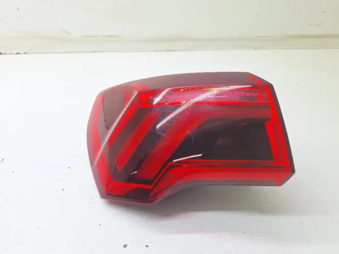 Lanterna Esquerda Audi Q3 Tfsi 1.4t 2015 2016 83a945091