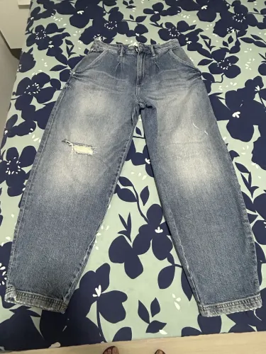 Calça zara larga 36