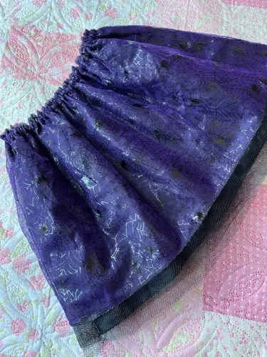 Saia de Halloween com Aranhas