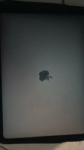 MacBook Pro 15" 2017 i7 16GB 1TB SSD Touch Bar - Não Liga / Para Peças