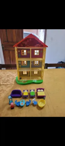 Kit Peppa c Casa Gigante de 57cm de altura original Sunny novissima com varios moveis
